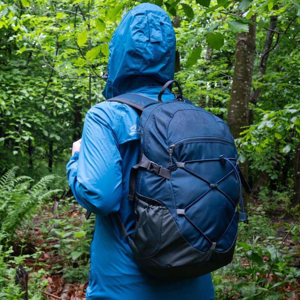 Back view of Venture Backpack 20L in petrol/grey.
