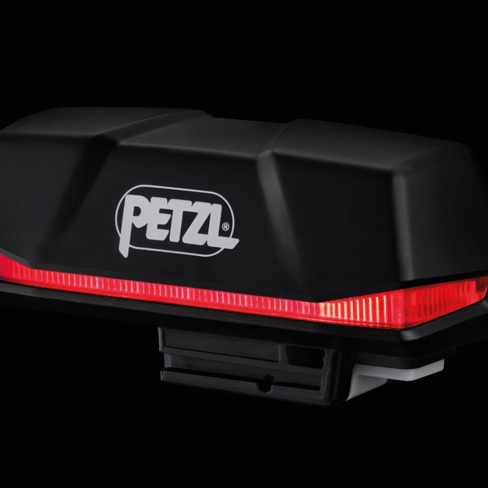 Petzl Nao RL Headlamp – rechargeable headlamp with 1500 lumens, ideal for outdoor activities