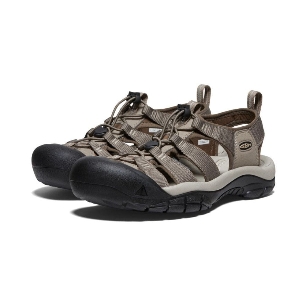 Angled view of brindle canteen men's Newport H2 sandal.