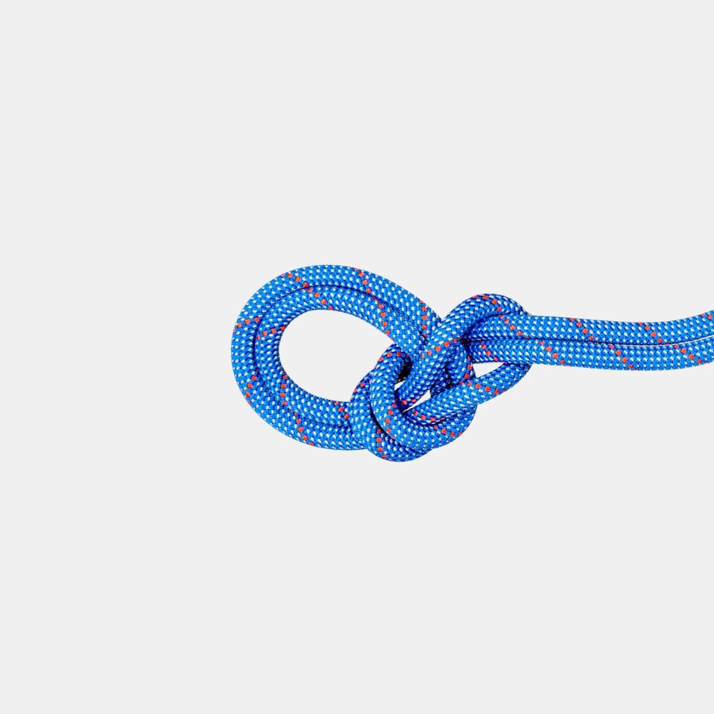 Close-up of Kalook 9.5 Crag Classic Climbing Rope - durable climbing rope in rugged outdoor terrain