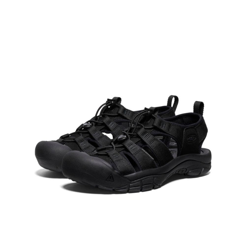 Angled view of triple black men's Newport H2 sandal.