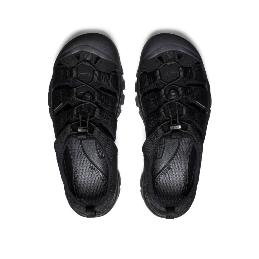 Top view of triple black men's Newport H2 sandal.